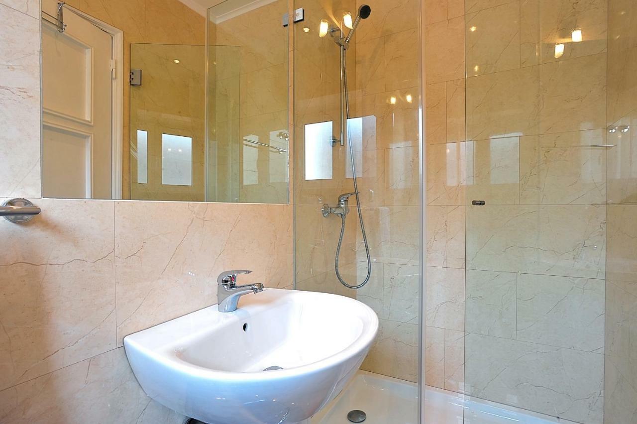 Almirante 77 Apartman Lisboa Kültér fotó